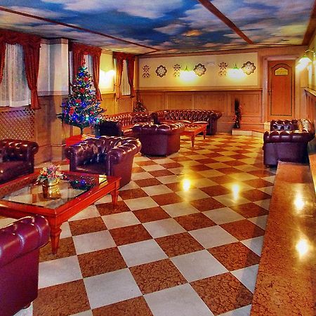 Residence Orsa Maggiore Madonna Dış mekan fotoğraf